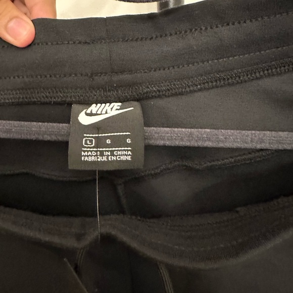 Nike Tech fleece pants - Picture 4 of 6
